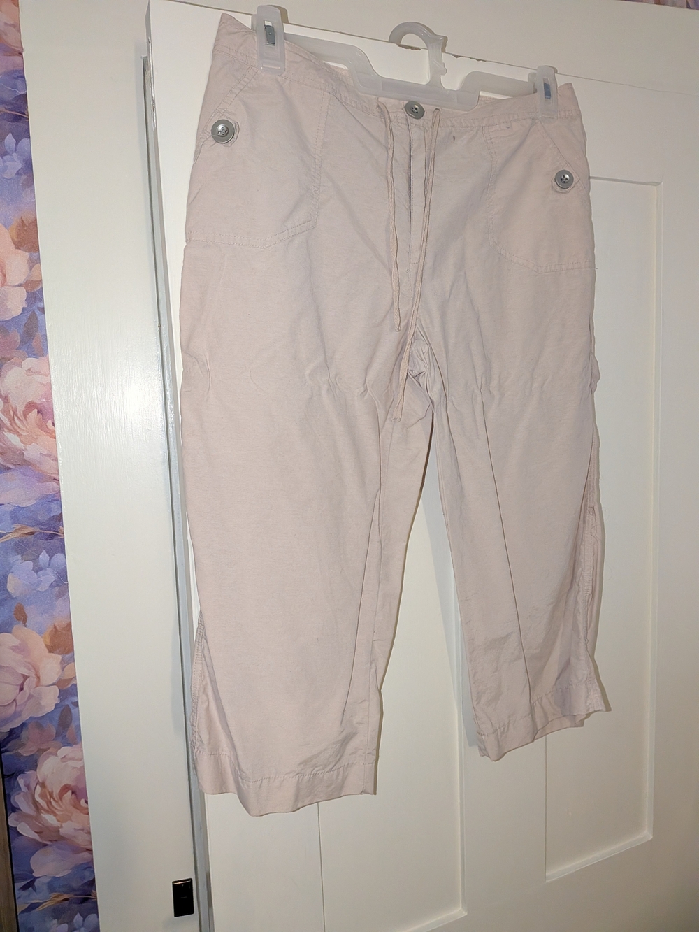 Paradisio Relaxed Light Tan Capri Pants with Drawstring Waist